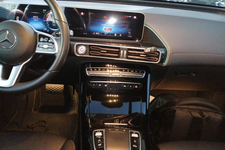 Used Mercedes-Benz EQC 2020 EQC 400 4MATIC Audio And AC Panel