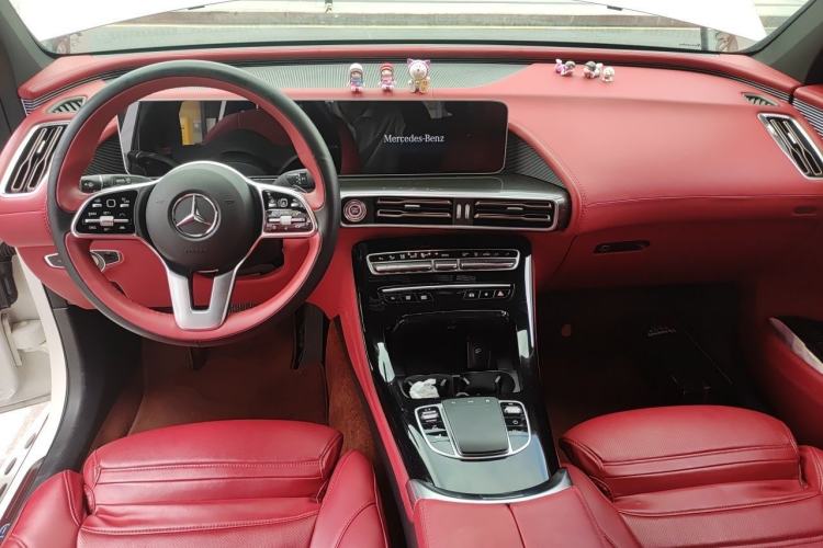 Used Mercedes-Benz EQC 2020 EQC 400 4MATIC Center Console