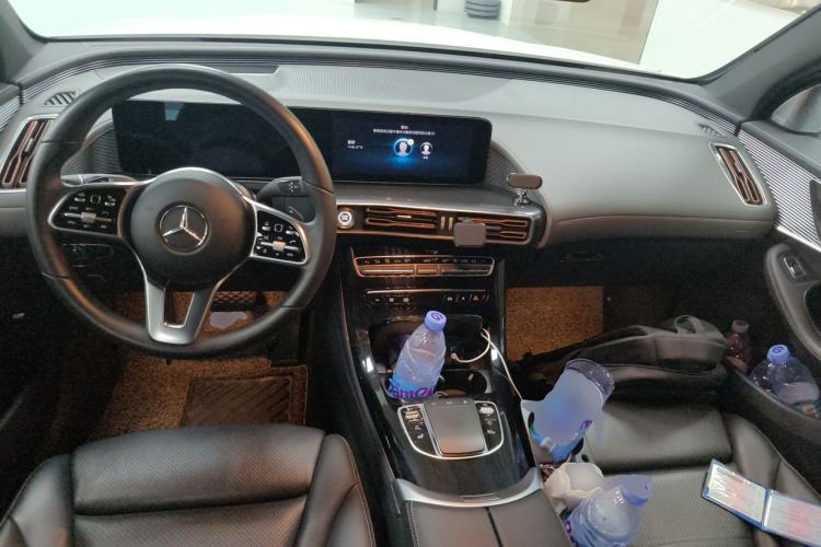 Used Mercedes-Benz EQC 2020 EQC 400 4MATIC Center Console