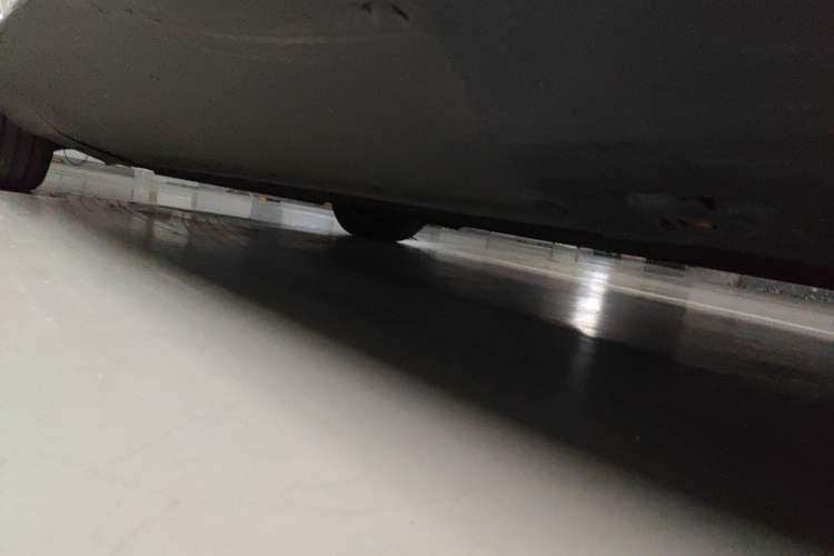 Used Mercedes-Benz EQC 2020 EQC 400 4MATIC Chassis Rear Left