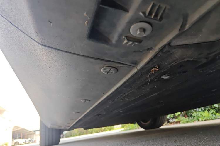 Used Mercedes-Benz EQC 2020 EQC 350 4MATIC Chassis Rear Left