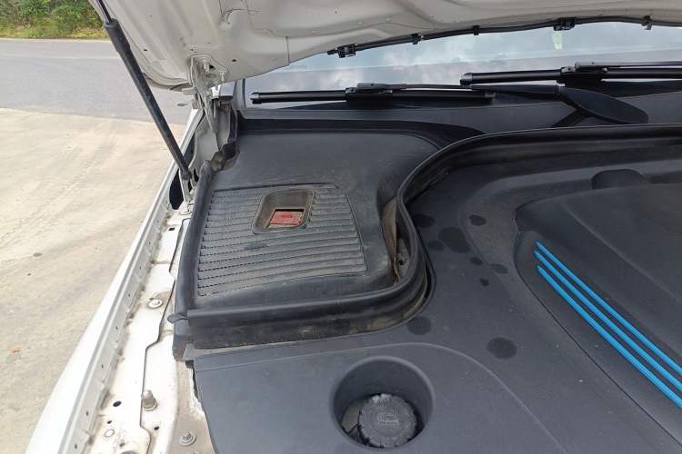 Used Mercedes-Benz EQC 2020 EQC 350 4MATIC Engine Bay Right