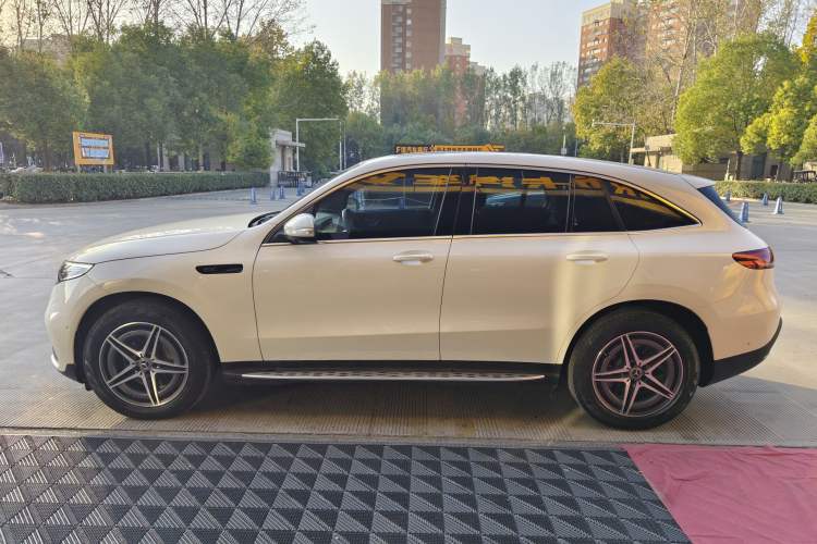 Used Mercedes-Benz EQC 2020 EQC 400 4MATIC Exterior 3