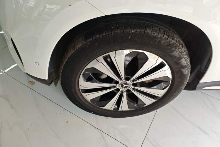 Used Mercedes-Benz EQC 2020 EQC 350 4MATIC Exterior 4