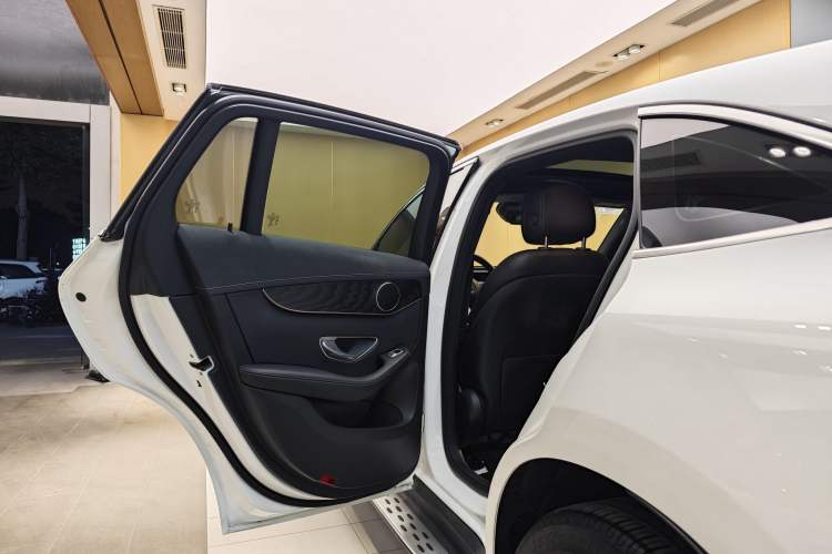 Used Mercedes-Benz EQC 2020 EQC 400 4MATIC Exterior 7