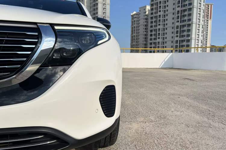 Used Mercedes-Benz EQC 2020 EQC 350 4MATIC Exterior 9