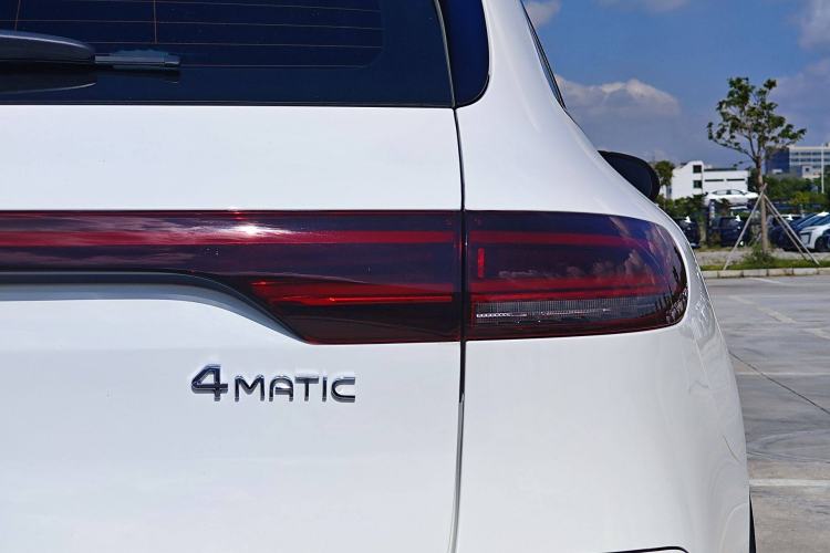 Used Mercedes-Benz EQC 2020 EQC 350 4MATIC Exterior 9