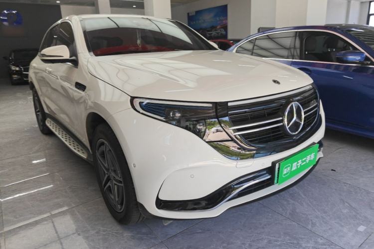 Used Mercedes-Benz EQC 2020 EQC 400 4MATIC Front Right 45 Deg