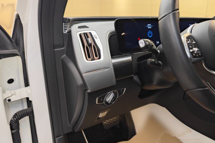 Used Mercedes-Benz EQC 2020 EQC 400 4MATIC Interior 10