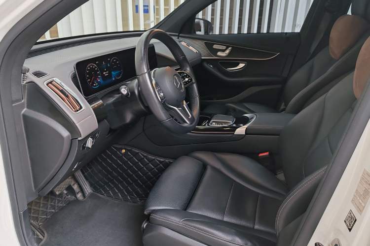 Used Mercedes-Benz EQC 2020 EQC 350 4MATIC Interior 2