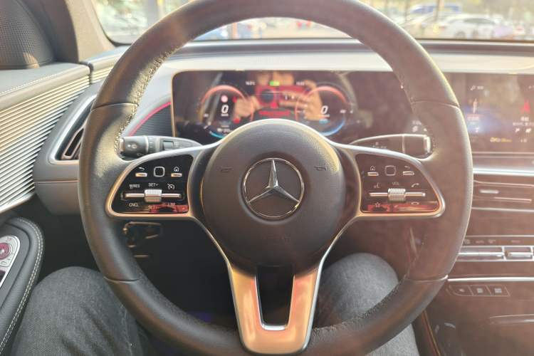 Used Mercedes-Benz EQC 2020 EQC 400 4MATIC Interior 2