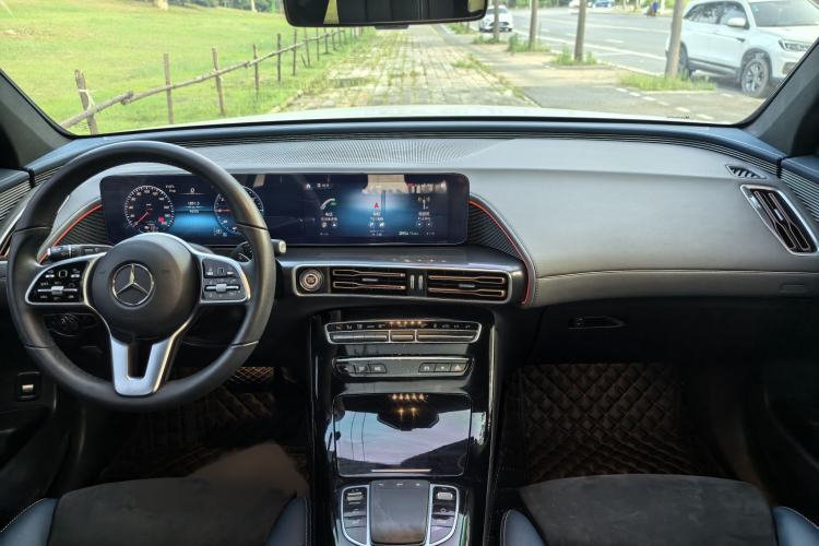 Used Mercedes-Benz EQC 2020 EQC 400 4MATIC Interior 2