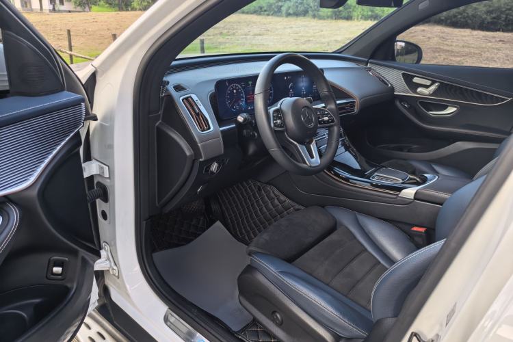 Used Mercedes-Benz EQC 2020 EQC 400 4MATIC Interior 4