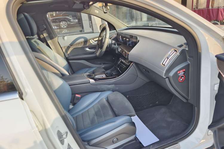 Used Mercedes-Benz EQC 2020 EQC 400 4MATIC Interior 8
