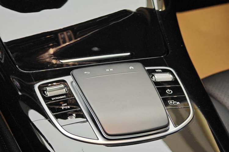 Used Mercedes-Benz EQC 2020 EQC 400 4MATIC Interior 9