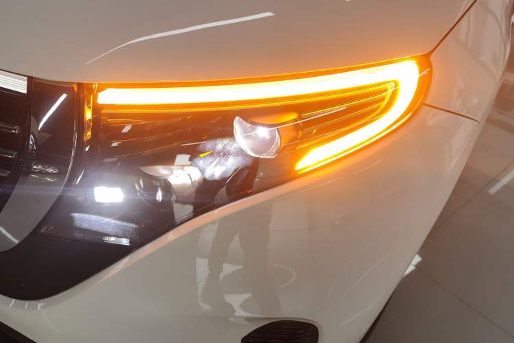 Used Mercedes-Benz EQC 2020 EQC 350 4MATIC Left Front Headlight