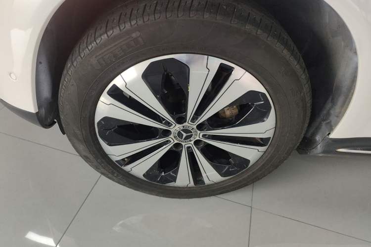 Used Mercedes-Benz EQC 2020 EQC 350 4MATIC Left Front Wheel Hub