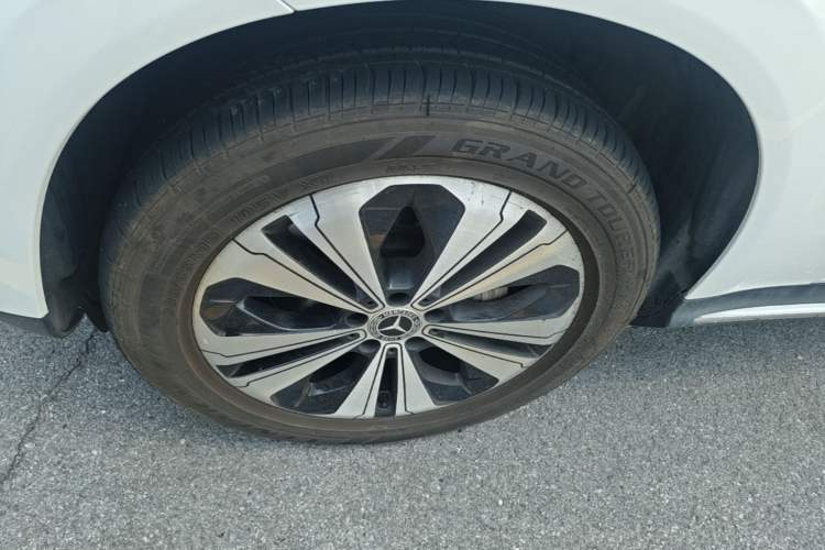 Used Mercedes-Benz EQC 2020 EQC 350 4MATIC Left Front Wheel Hub