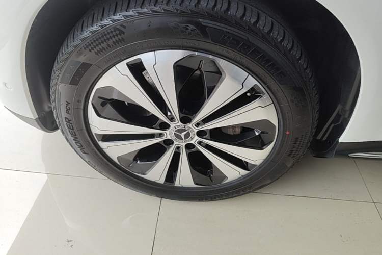 Used Mercedes-Benz EQC 2020 EQC 350 4MATIC Left Front Wheel Hub