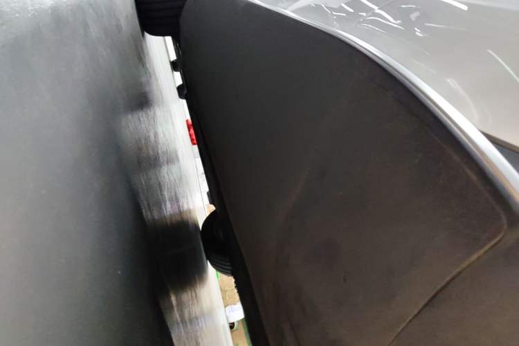 Used Mercedes-Benz EQC 2020 EQC 400 4MATIC Left Side Sill