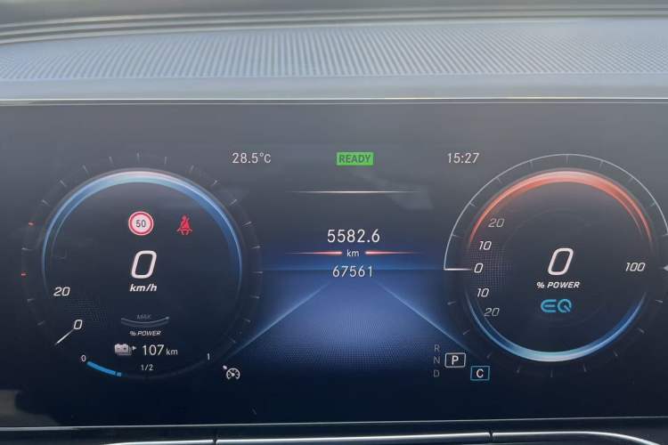 Used Mercedes-Benz EQC 2020 EQC 350 4MATIC Odometer Close Up