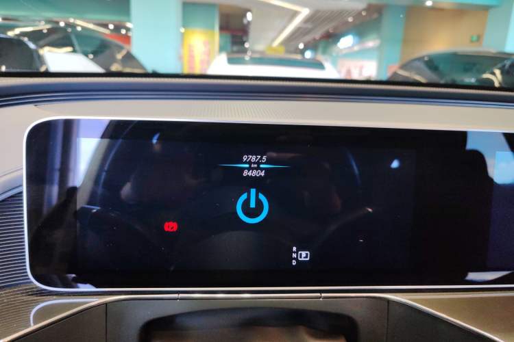 Used Mercedes-Benz EQC 2020 EQC 350 4MATIC Odometer Close Up