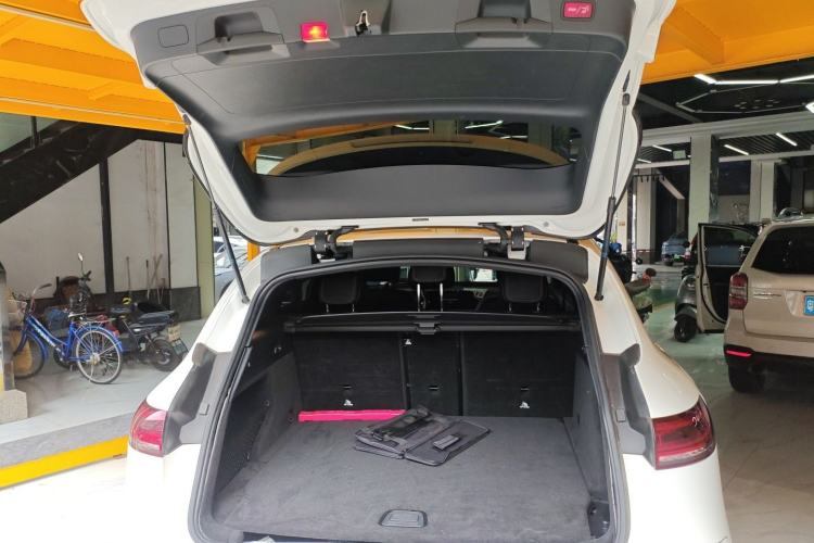 Used Mercedes-Benz EQC 2020 EQC 350 4MATIC Trunk