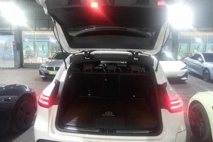 Used Mercedes-Benz EQC 2020 EQC 400 4MATIC Trunk