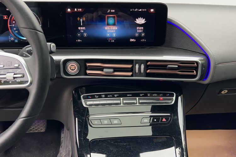 Used Mercedes-Benz EQC 2021 EQC 400 4MATIC Audio And AC Panel
