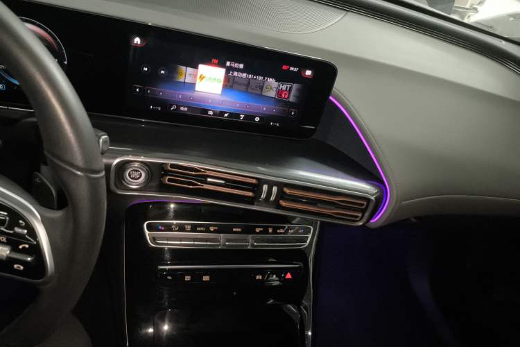 Used Mercedes-Benz EQC 2021 EQC 400 4MATIC Audio And AC Panel
