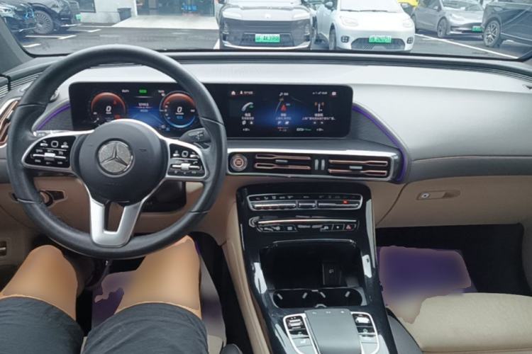 Used Mercedes-Benz EQC 2021 EQC 350 4MATIC Center Console