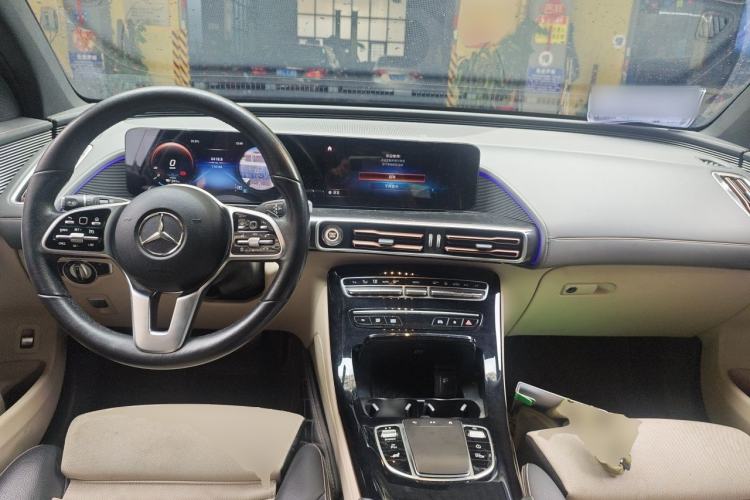 Used Mercedes-Benz EQC 2021 EQC 350 4MATIC Center Console