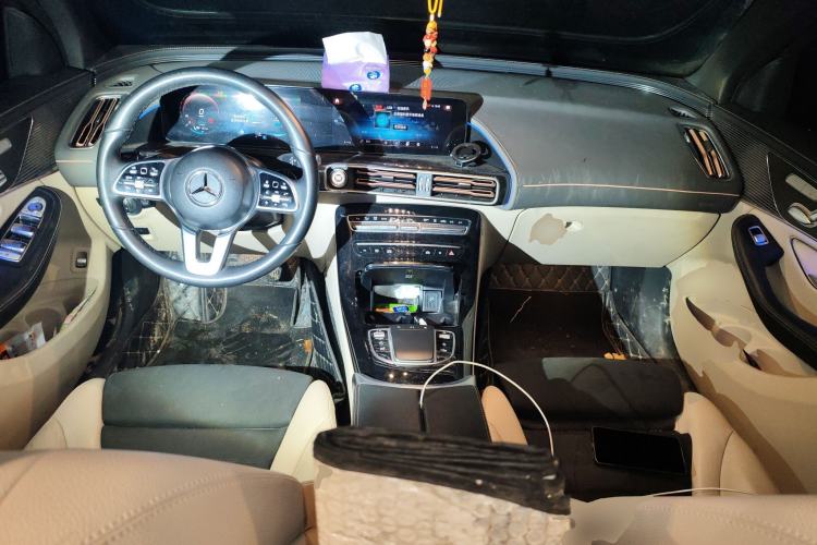 Used Mercedes-Benz EQC 2021 EQC 400 4MATIC Center Console