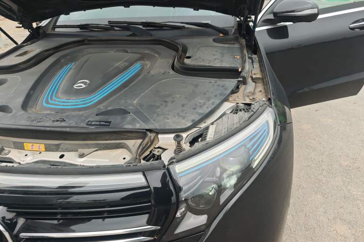 Used Mercedes-Benz EQC 2021 EQC 400 4MATIC Engine Bay Left
