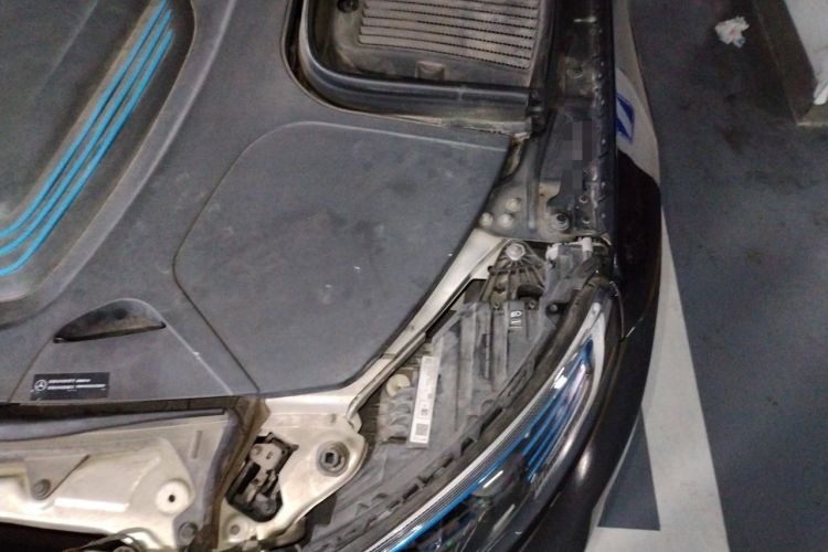 Used Mercedes-Benz EQC 2021 EQC 350 4MATIC Engine Bay Left