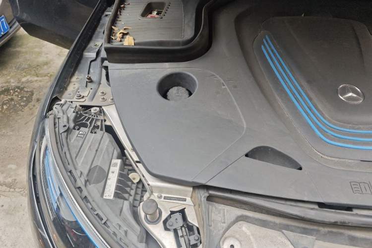 Used Mercedes-Benz EQC 2021 EQC 350 4MATIC Engine Bay Right