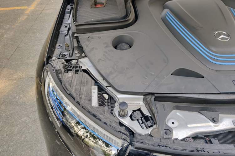 Used Mercedes-Benz EQC 2021 EQC 400 4MATIC Engine Bay Right