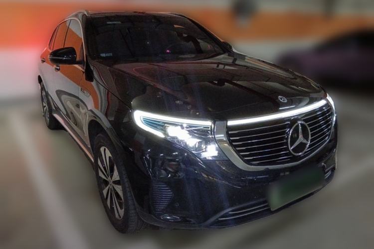 Used Mercedes-Benz EQC 2021 EQC 350 4MATIC Front Right 45 Deg
