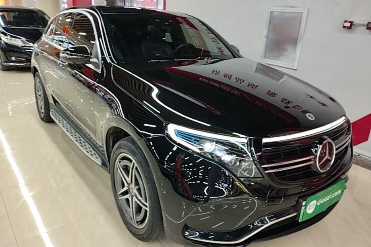 Used Mercedes-Benz EQC 2021 EQC 400 4MATIC Front Right 45 Deg