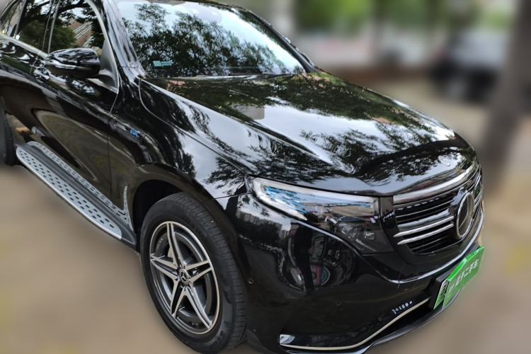 Used Mercedes-Benz EQC 2021 EQC 400 4MATIC Front Right 45 Deg