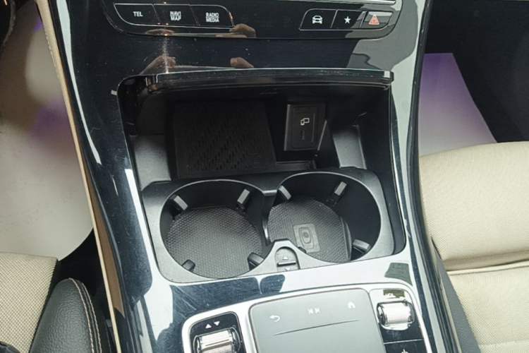 Used Mercedes-Benz EQC 2021 EQC 350 4MATIC Gear Lever