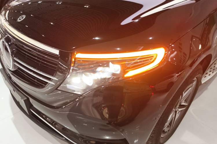 Used Mercedes-Benz EQC 2021 EQC 400 4MATIC Left Front Headlight