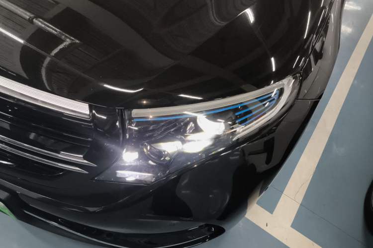 Used Mercedes-Benz EQC 2021 EQC 400 4MATIC Left Front Headlight