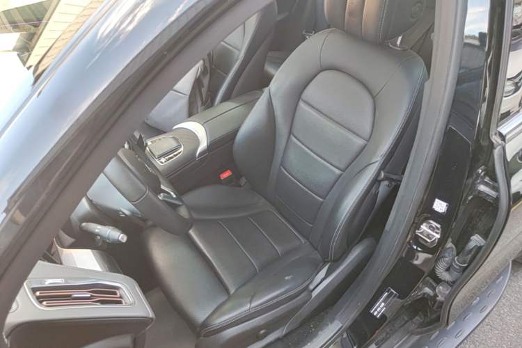 Used Mercedes-Benz EQC 2021 EQC 400 4MATIC Left Front Seat