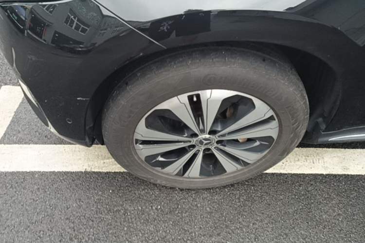 Used Mercedes-Benz EQC 2021 EQC 350 4MATIC Left Front Wheel Hub