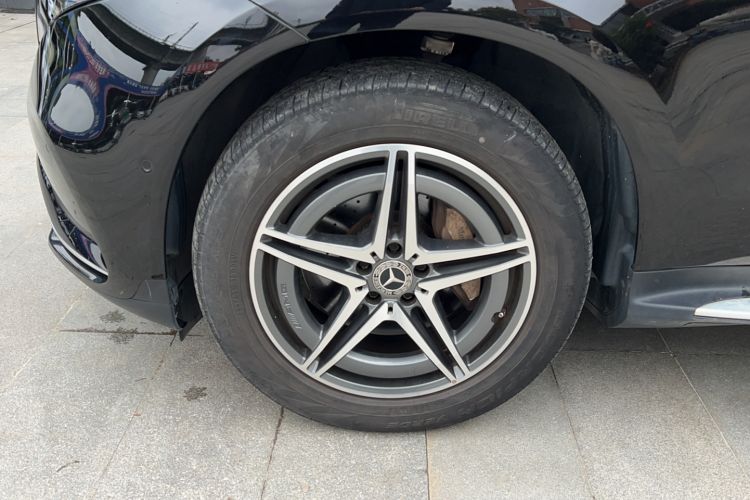 Used Mercedes-Benz EQC 2021 EQC 400 4MATIC Left Front Wheel Hub