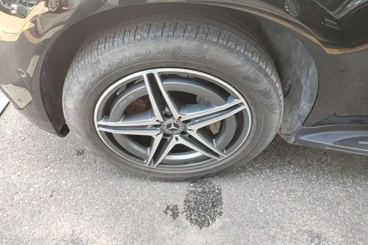Used Mercedes-Benz EQC 2021 EQC 400 4MATIC Left Front Wheel Hub