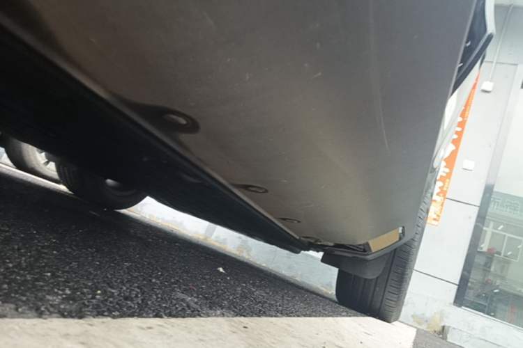 Used Mercedes-Benz EQC 2021 EQC 350 4MATIC Left Side Sill