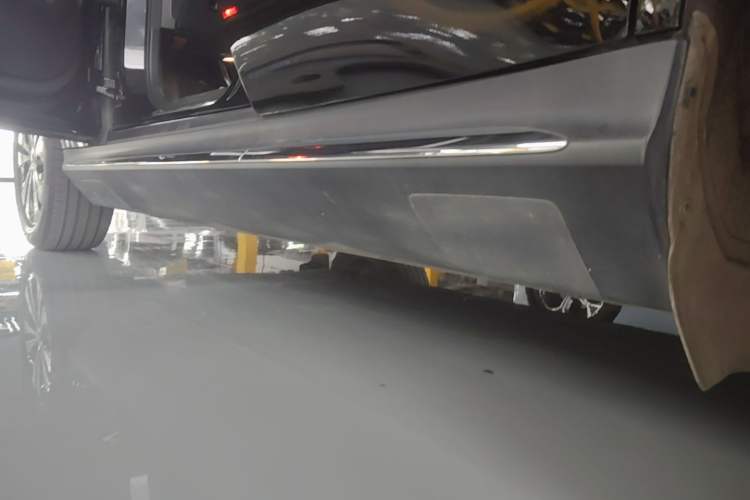 Used Mercedes-Benz EQC 2021 EQC 350 4MATIC Left Side Sill