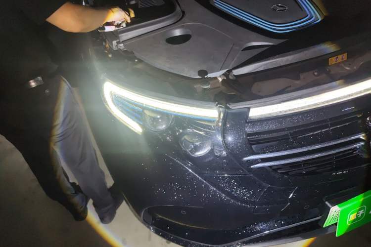 Used Mercedes-Benz EQC 2021 EQC 400 4MATIC Right Front Headlight